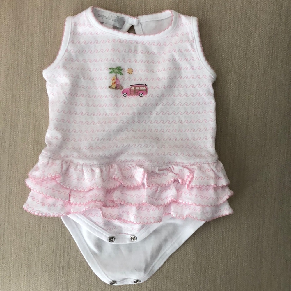 Magnolia Baby bubble with surf theme